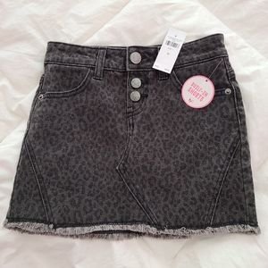 Justice girls skirt size 7 leopard print